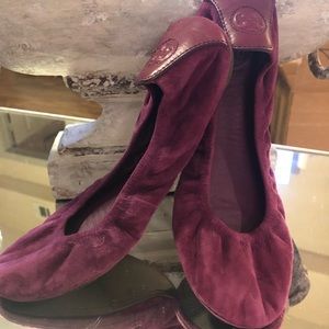 Purple Tory Burch flats in good condition!